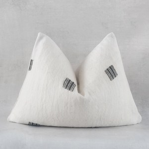 Ait Cc-1332 2023 Latest Designer Wool Cotton Blend Striped Geometric Handmade Reversible Cushion <b>Covers</b> Woven Embroidery Tassels - Product Image 2