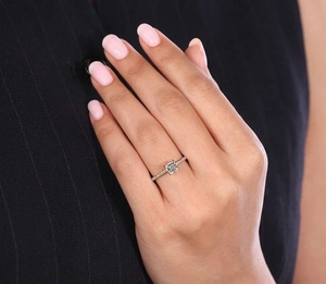 Bague de fiançailles solitaire en platine 950 couleur E 1,18 carat, clarté VVS2, diamant de laboratoire taille Asscher, avec demi-alliance de mariage - Product Image 5