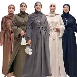 Abaya décontractée moderne bleu ciel pour femme, élégante et modeste, style Dubaï, légère, respirante, à manches longues, col bateau, longueur ras du sol - Product Image 6