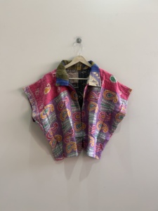 Chaqueta corta reversible Kantha surtida para mujer, ideal para verano - Product Image 4