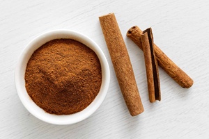 High Grade Cassia Cinnamon Sticks with strong fragrance and low moisture perfect for wholesale buyers and private <b>label</b> - Product Image 5