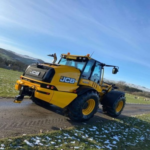 รถเทเลแฮนด์เลอร์รุ่น TM420s จาก JCB ที่ทรงพลัง สร้างขึ้นเพื่อการยืดหยุ่นในการทำงานที่เหนือกว่า ความมั่นคง และประสิทธิภาพสูงสุดในสภาพแวดล้อมการทำงานที่สุดขีดความสามารถ - Product Image 4