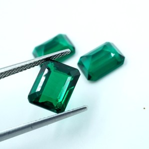 อัญมณี HAYAAT GEMS รับรองคุณภาพ 3 เม็ด พลอยมรกตธรรมชาติจากแซมเบีย สีเขียว 7 กะรัต ทรงคุชชั่น 9x7 มม. สำหรับทำเครื่องประดับ - Product Image 3