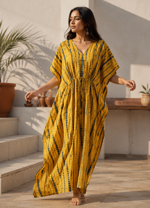Robe longue maxi en coton style bohème géométrique pour femme, col en V, taille à cordon, respirante, tenue décontractée avec fentes – Vente en gros usine - Product Image 1