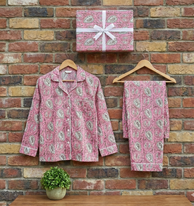 Ensemble de pyjama pour femme en coton 100% tissé, brodé à la main, motif dessiné à la main, doux et uni, idéal pour l'été, fabriqué en Inde - Product Image 6