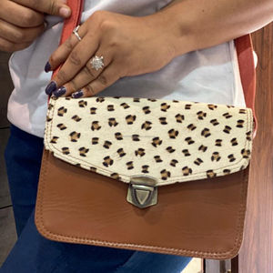 Sac en cuir véritable pour femmes Style Hair-On-Style Multi Print Single Handle Nylon Lining Candy Pattern Sling Bag Lock Closure - Product Image 1