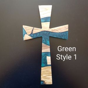 Cruz de Madera Natural y Resina para Oración Devocional Cristiana y Meditación, Producto de Artesanía en Resina - Product Image 3