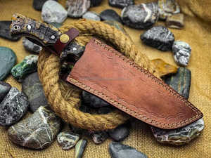 Couteau de chasse Tracker en acier inoxydable forgé à la main sur mesure, manche en corne de cerf, longueur totale 13, OEM ODM disponible, faible MOQ - Product Image 6