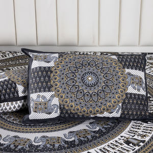 ผ้าปูที่นอนลายแมนดาลาแบบอินโดเวสเทิร์นใหม่ สีดำราชวงศ์ ลายดอกไม้สไตล์ชาติพันธุ์ ผ้าคลุมเตียงผ้าฝ้าย พร้อมปลอกหมอน 2 ใบ ราคาขายส่ง - Product Image 4