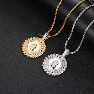 Pendentif Mains en Prière en Argent 925 Plaqué Rhodium, Breloque Religieuse, Bijou Unisexe - Product Image 1