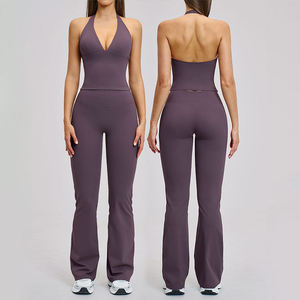 Ensemble de yoga noir élégant pour femmes, tissu côtelé, haut court à une épaule avec short taille haute, tenue de sport ajustée - Product Image 3