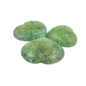 Cœur de Prehnite Naturelle Polie, Pierre de Guérison Verte pour Reiki, Méditation, Cadeau, Énergie, Décoration Feng Shui, Vente en Gros - Product Image 1