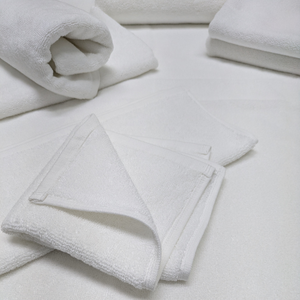 Serviettes de bain de luxe 100 % coton, best-seller, 550 g/m², au meilleur prix - prix progressifs et personnalisation possibles - Product Image 3