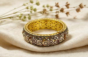 Bracelet victorien plaqué or avec diamants Bracelets fins au design unique féminin - Product Image 3
