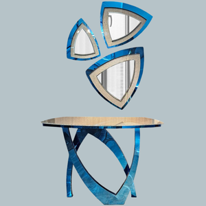 Cet ensemble de miroirs de console S S PVD est magnifique et présente un design contemporain saisissant, dominé par des surfaces vives et réfléchissantes. - Product Image 2