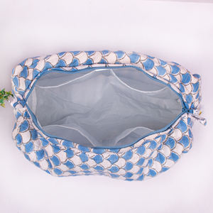 Trousse de Maquillage Portable Grande Taille en Coton Premium Imprimé au Bloc pour l'Été, Pochette Cosmétique Matelassée à Motifs de Personnages Tendance, Unisexe - Product Image 5