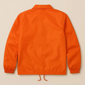 เสื้อแจ็คเก็ตผู้ชายสีส้มแบบติดกระดุม ปักโลโก้ได้ ปรับชายเสื้อได้ ปลายแขนเสื้อแบบริบ สไตล์สตรีทแวร์ รับผลิตแบบ OEM ปักโลโก้ได้ เสื้อแจ็คเก็ตลำลอง - Product Image 2