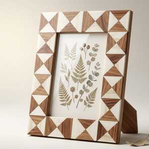 Cadre décoratif moderne de luxe fait main en résine et os incrustés, porte-photo personnalisé avec motif mosaïque premium pour un intérieur élégant - Product Image 1