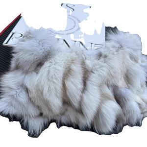 กระเป๋าสะพายข้างกันน้ำสำหรับผู้หญิง ดีไซน์หรูหรา ขนฟู พร้อมเชือกผูก สำหรับเล่นกีฬา เดินทาง ท่องเที่ยวกลางแจ้ง - Product Image 2