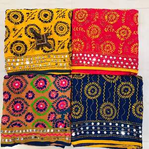 Dupatta Kalamkari brodée de style Phulkari, écharpe en modal brodée à la main avec imprimé paon, stoles en modal - Product Image 5
