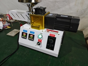 เครื่องอัดรีดพลาสติกแบบตั้งโต๊ะด้วยสกรูเดี่ยวเพื่อเพิ่มผลผลิต ASB-<span class=keywords><strong>EM</strong></span>-25A สำหรับการผลิตพลาสติก - Product Image 4