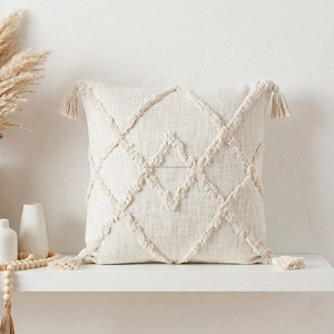 Hotel Grade Tufted Pillow <b>Cover</b> Beautiful Tufted Sustainable Tassel Washable Travel-friendly Tufted 20X20 Cushion <b>Cover</b> - Product Image 1