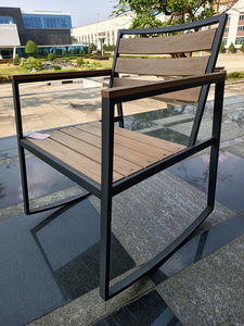 Silla Mecedora para Exteriores con Listones de PS y Estructura Metálica - Product Image 4
