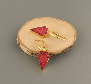 Wholesale fashion jewelry natural <b>red</b> sugar agate druzy hook style <b>earring</b> 18k gold electroplated arrowhead shape dangle <b>earring</b> - Product Image 3