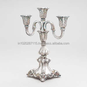 Candélabre en aluminium magnifiquement conçu parfait pour la décoration de table de dîner événements fêtes et intérieurs de maison de luxe - Product Image 5