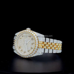 Reloj de acero inoxidable con incrustaciones de moissanita de calidad premium, hecho a mano, completamente cubierto de moissanita, movimiento de cuarzo. - Product Image 6