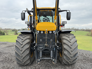 NUEVO Tractor Agrícola JCBB Fastrac 4220 ICON 2023 con Cargador MX U514+, 230HP, Componentes Principales: Bomba y Caja de Cambios, Compre Ahora, Calidad Premium - Product Image 3
