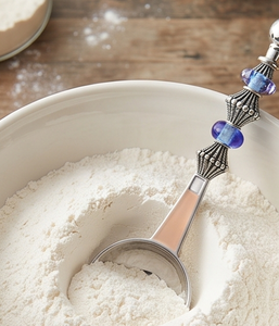 Cuillère à mesurer élégante en métal avec manche perlé, style vintage, outil de cuisine résistant à la chaleur - Product Image 6
