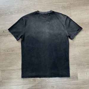 Fabricantes de Ropa Personalizada: Camiseta de Hombre Vintage Desgastada con Lavado Ácido, Estilo Oversize, 100% Algodón Transpirable de Secado Rápido - Product Image 4