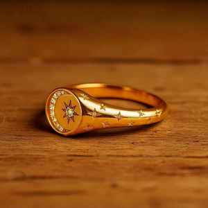 Anillo Mini Luna y Estrella de Oro 14k, Anillo Minimalista de Luna y Estrella, Anillo Pequeño de Estrella, Anillo de Promesa, Regalo de Aniversario para Ella - Product Image 2