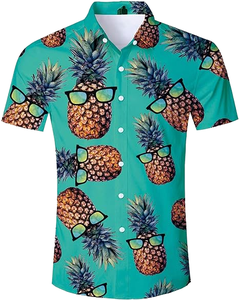 Camisa estampada de manga corta para hombre, diseño de piña de dibujos animados, informal, con botones, para verano, playa y vacaciones. - Product Image 1