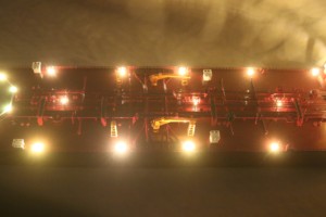 EVITA OIL TANKER WITH LIGHTS - Maquette en bois artisanale du navire de transport commercial norvégien, polie et peinte, décoration d'intérieur - Product Image 6