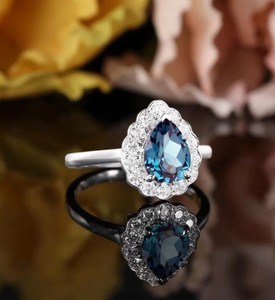 Pear Cut Alexandrite & Moissanite <b>Silver</b> Vintage Engagement Wedding Ring with Color Change Gemstone for Women Luxury - Product Image 4