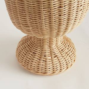 Vase Urne Moderne en Rotin Festonné sur Pieds, Tendance Actuelle, Décoration d'Intérieur, Vase à Fleurs, Urnes de Table, Style Bohème Vintage, Fabriqué au Vietnam - Product Image 3