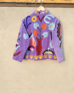 Chaqueta de Invierno Boho India para Mujer, de Lujo, Estilo Boutique, con Bordado Suzani de Terciopelo Hecho a Mano - Product Image 2