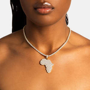 Colgante de mapa de África con incrustaciones de diamantes |   Collar con Colgante del Continente Africano Estilo Hip Hop |   Colgante Cultural de Acero Inoxidable - Product Image 2