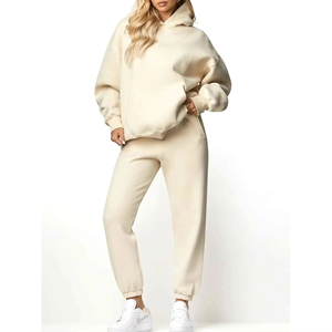 Conjunto Deportivo para Mujer con Capucha Color Crema, Diseño Sólido de Manga Larga, Sudadera Holgada Informal y Pantalones con Bolsillos Laterales - Product Image 3
