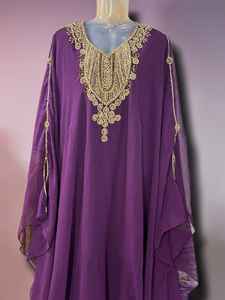 ชุดเดรสอาบายะห์แบบเรียบง่าย 2 ชิ้น ผ้าชีฟองยาวคลุมเท้า ทรงเอไลน์ แขนยาว สำหรับสตรีชาวมุสลิม แบรนด์ AWAIS HOUSE ขายส่ง - Product Image 4