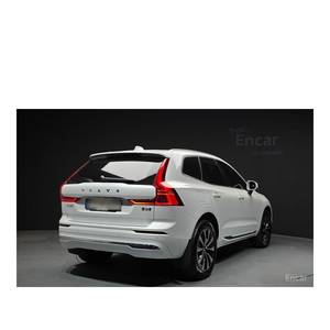 Volvo XC60 B5 Ultimate 2023 con Volante a la Izquierda, Caja de Cambios Automática, Asientos de Cuero, Cámara Trasera - 13,910 km - Product Image 2