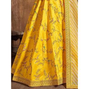 ชุดผ้าไหมหม่อนปักสีเหลืองน่าสนใจผ้า haldi - Product Image 2