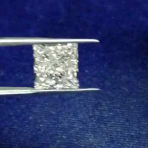Diamantes Cultivados en Laboratorio HPHT CVD con Corte Princesa, Certificados por IGI, 3mm, Claridad VVS-VS SI, Sueltos, Venta al Por Mayor - Product Image 1