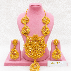 ชุดสร้อยคอทองคำแบบดั้งเดิมสุดหรู พร้อมจี้ยาวและต่างหูเข้าชุด A-63237 - Product Image 5
