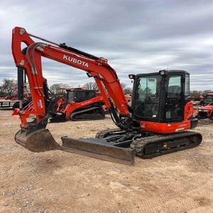 Excavadora compacta Kubota KX040 de 4 toneladas, excavadora de cadenas con motor diésel, máquina hidráulica de alta eficiencia para trabajos de excavación pesada. - Product Image 1