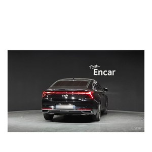 Kia K8 Noblesse 2023 con Volante a la Izquierda, Caja de Cambios Automática, Asientos de Cuero, Estándar de Emisiones Euro V, 52,104 km - Product Image 3