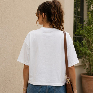 Camiseta Personalizada para Mujer, Corte Cuadrado, Algodón Supima, Suave y Transpirable, Manga Corta - Product Image 4