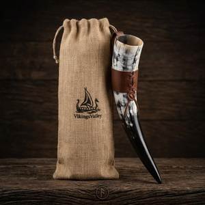 Corne à boire viking artisanale, écologique et durable, en corne de bœuf naturelle, tasse à bière nordique médiévale, personnalisable, vente en gros, style rustique - Product Image 4